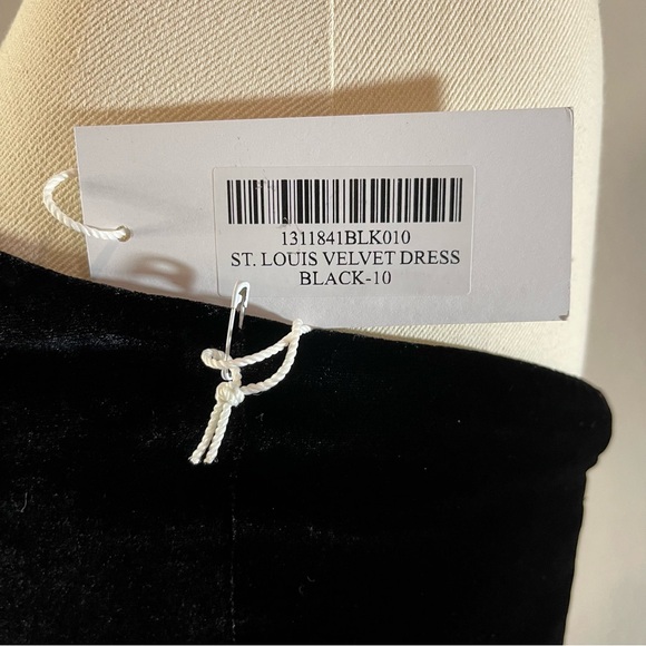 Reformation St. Louis Velvet Dress, Black, size 10 - Picture 11 of 14